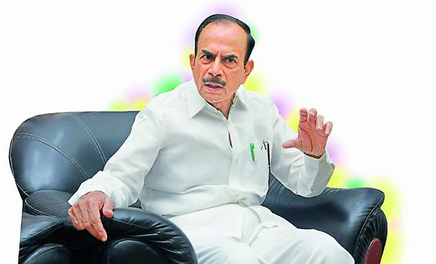stepswouldbetakentointroduceurduinallgovtschools:dycmmahmoodali